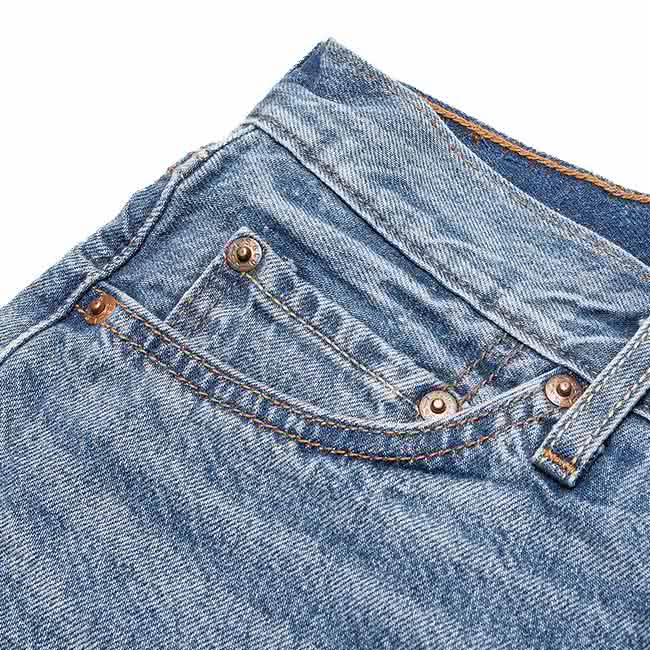 【Levis】501女款復古水洗刺繡排扣牛仔短褲