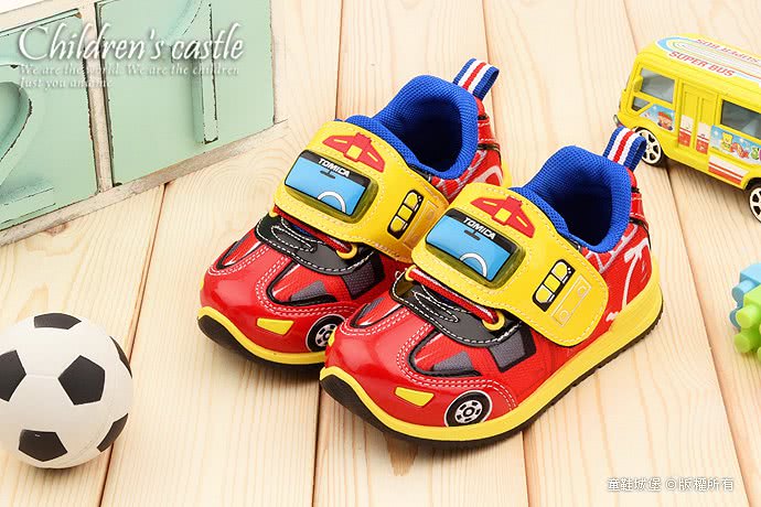 【童鞋城堡】Tomica多美小汽車 中童 消防車電燈運動鞋(TM7792-紅)