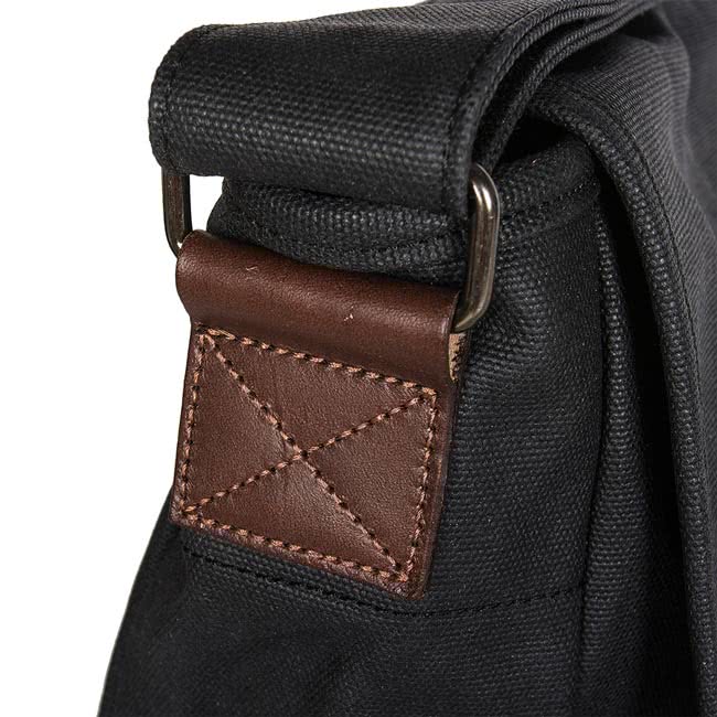 【Levis】男款側背包 / 復古 / 彷舊Logo / 黑色 【Levis】男款側背包 / 復古 / 彷舊Logo / 黑色