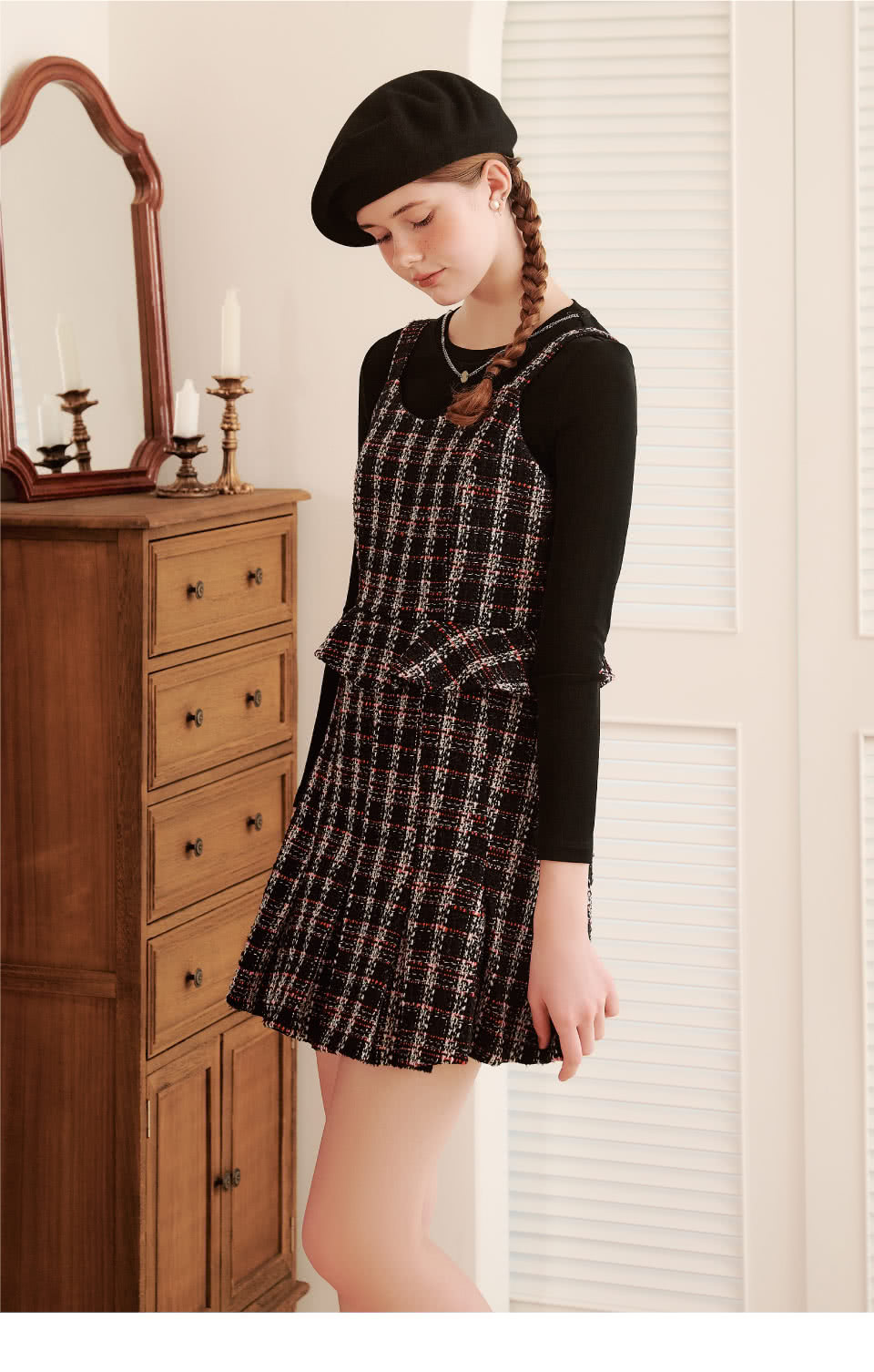 OUWEY 歐薇 甜心格紋花呢吊帶洋裝(黑;S-L;3244 OUWEY 歐薇 甜心格紋花呢吊帶洋裝(黑;S-L;3244