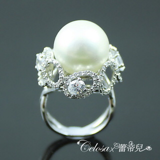【蕾帝兒名品】媚麗之星白色貝殼珍珠戒指