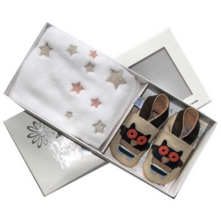 【英國Daisy Roots】英國百年手做全皮革童鞋-彌月禮盒(貓頭鷹S號方巾組)