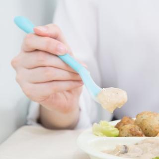 【樂活動】Pastel 輔助餐具 防滑型粉彩湯匙(圓型粉紅)