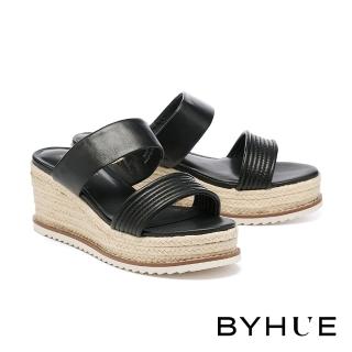 BYHUE 舒適質感澎澎羊皮寬帶軟芯草編厚底拖鞋(黑)  BYHUE