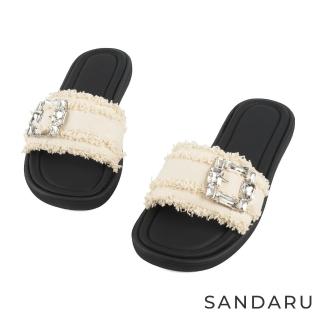 SANDARU 山打努 拖鞋 牛仔布流蘇方形鑽釦平底鞋(米)  SANDARU 山打努