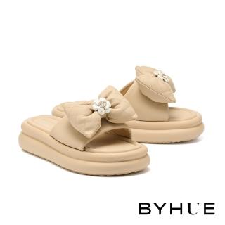 BYHUE 可愛少女感珍珠花蝴蝶結皮革軟芯厚底拖鞋(杏)  BYHUE