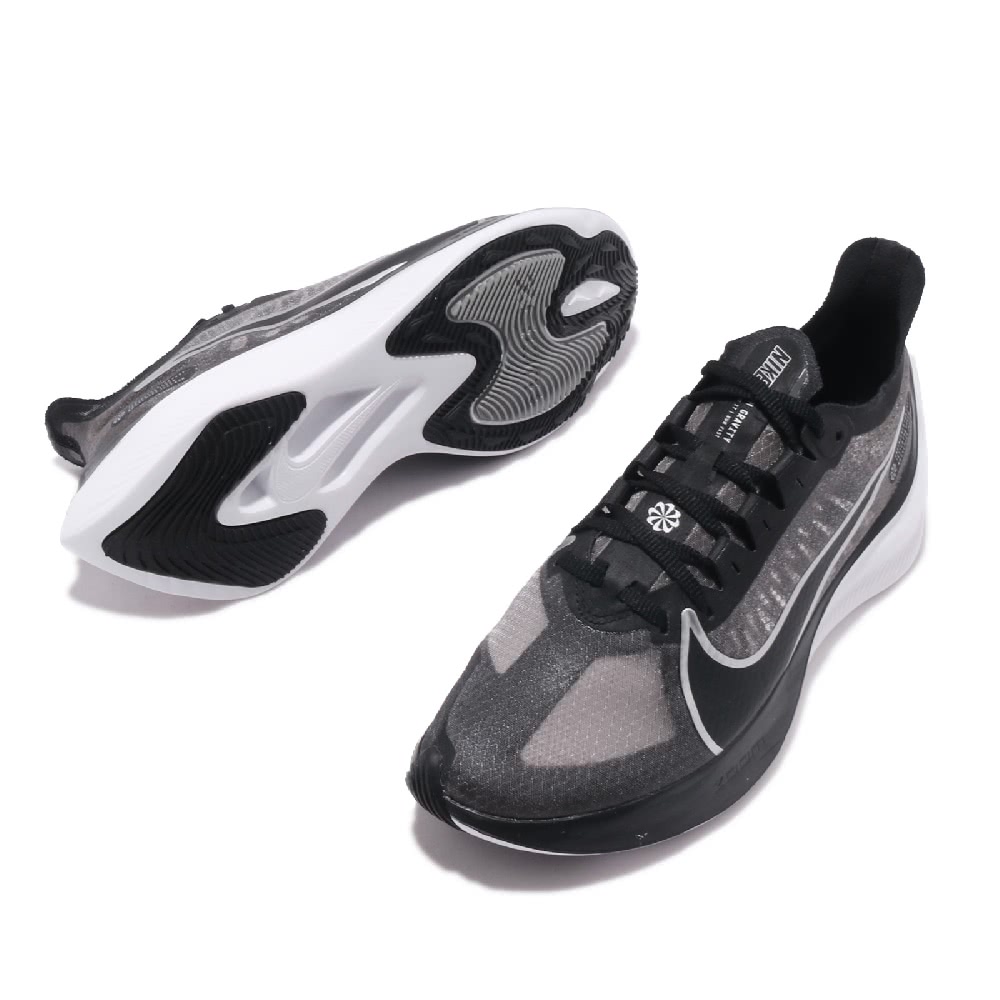nike zoom gravity 3
