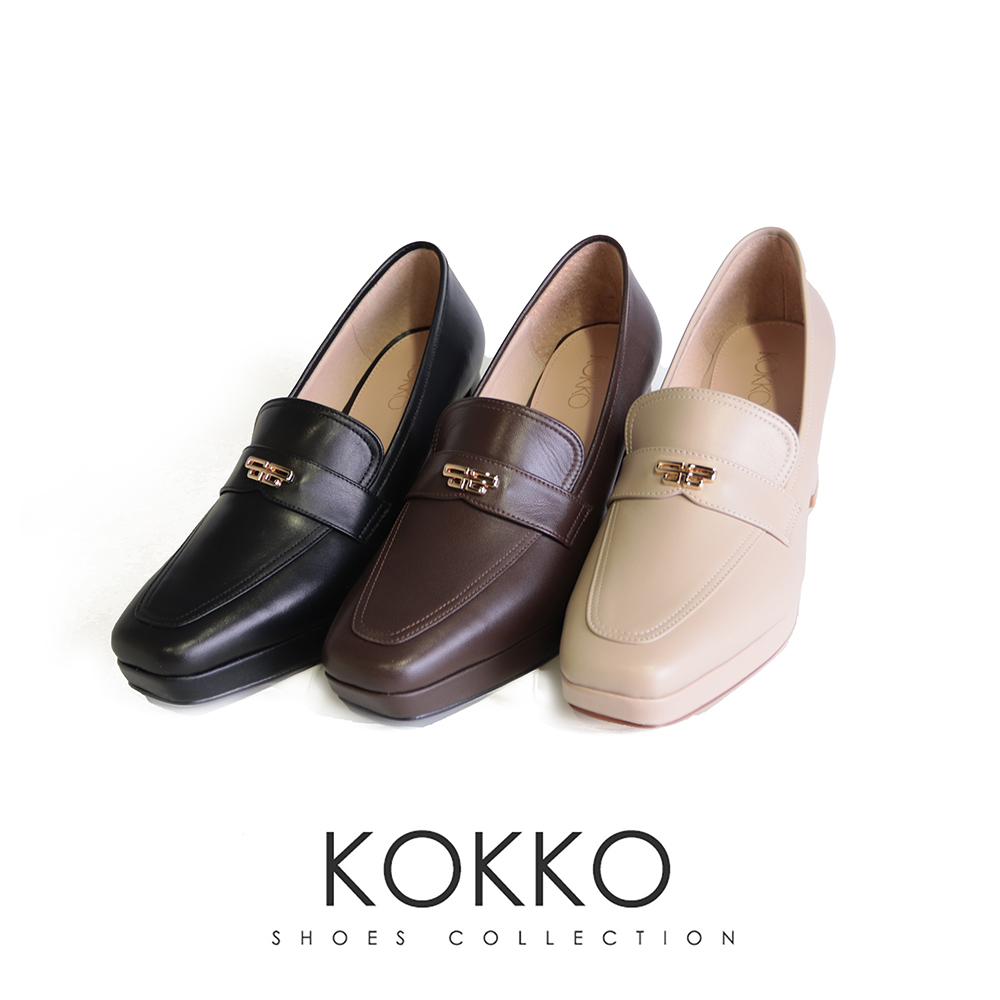 KOKKO 集團 俐落時尚手工方頭綿羊皮粗高跟樂福鞋(駝色)