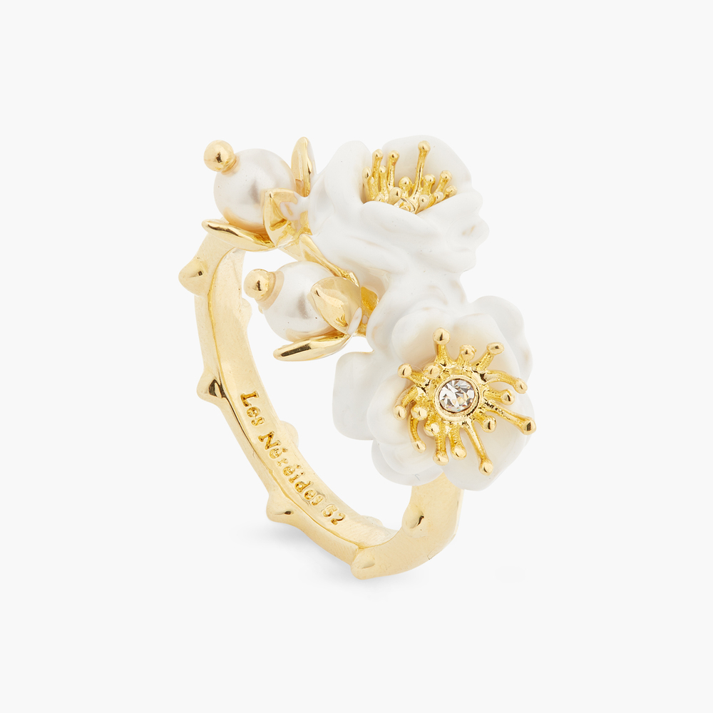 Les Nereides 瑰麗珍寶-白玫瑰與淡水珍珠戒指品牌