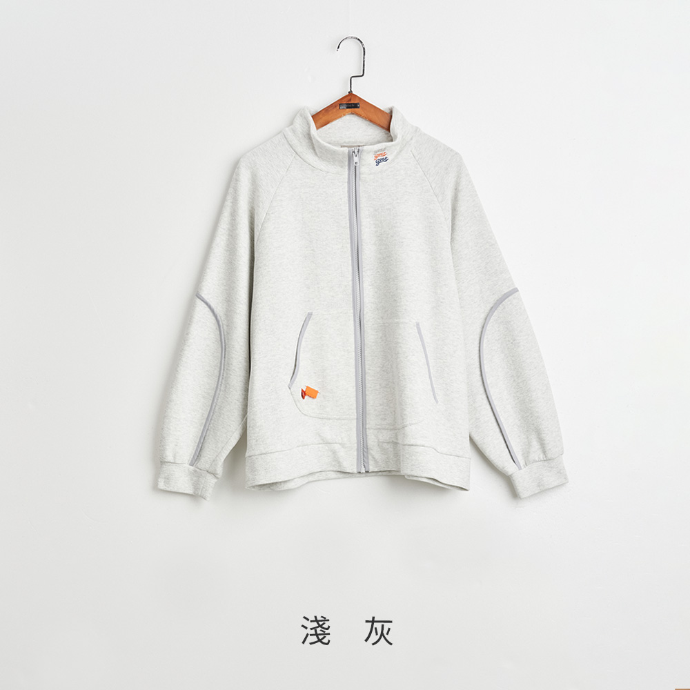 淺灰 