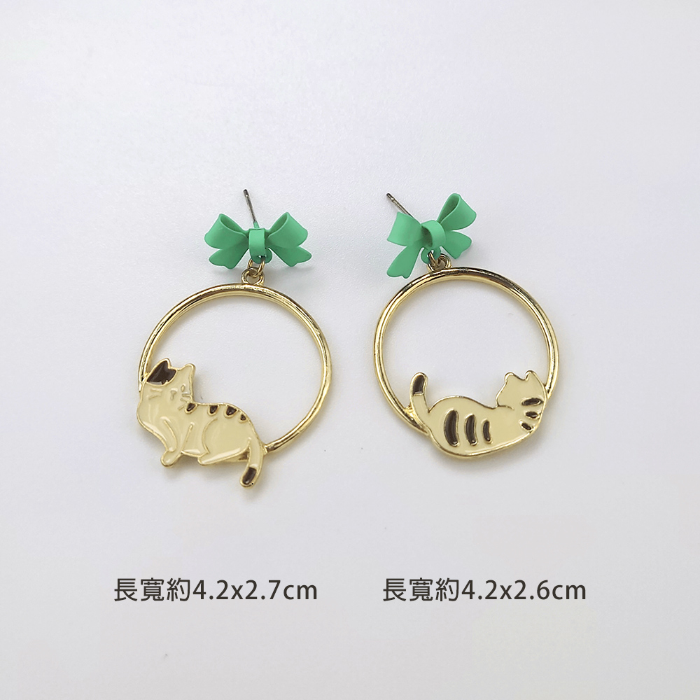 長寬約4.2x2.7cm 長寬約4.2x2.6cm 