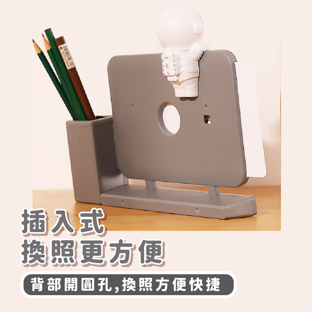 插入式 換照更方便 背部開圓孔,換照方便快捷 