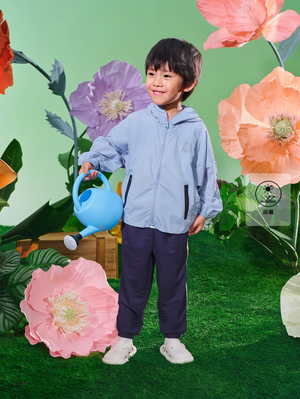 GAP 男幼童裝 Logo防曬印花連帽外套-冰藍色(8902