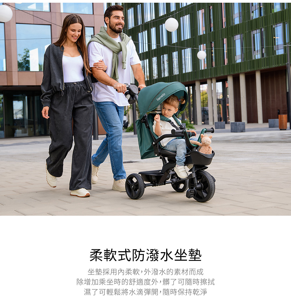 可收折式方向盤 透過按鈕一鍵的切換,可輕鬆前傾收折起方向盤 收納時不佔空間 專屬貼心功能配件 讓外出兒童騎乘更加便捷 