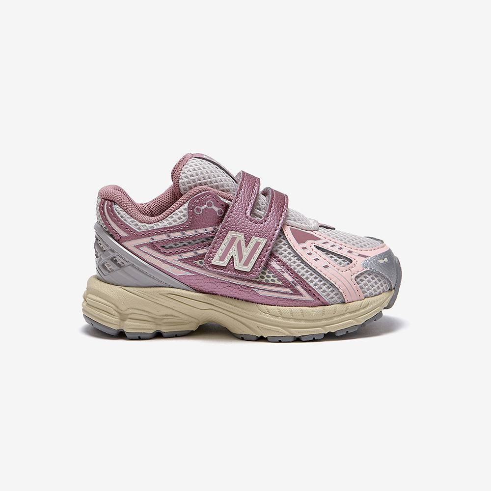 NEW BALANCE 1906中童 粉銀色 跑鞋 寬楦 運