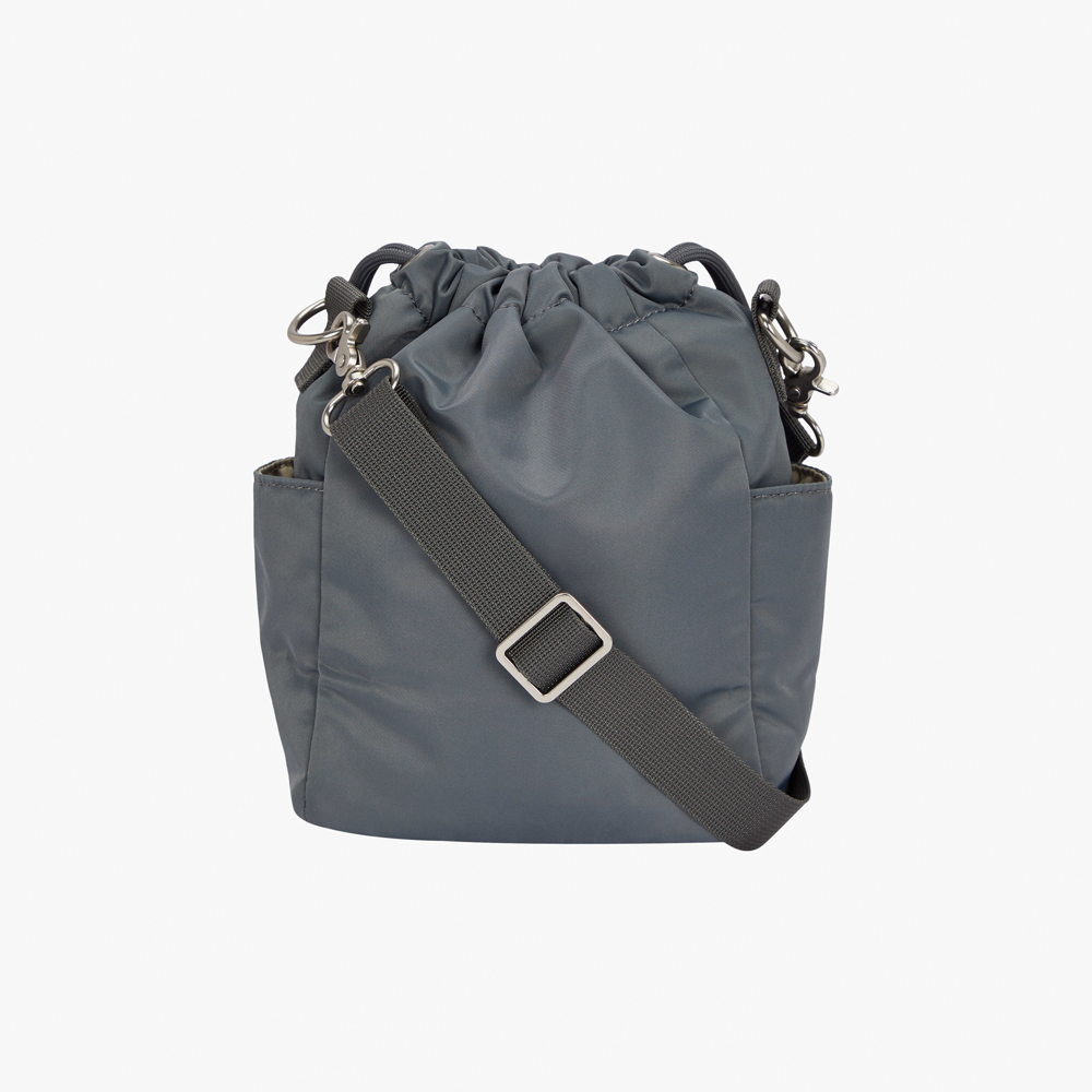 agnes b. Sport b. 尼龍抽繩斜背包(灰色)好