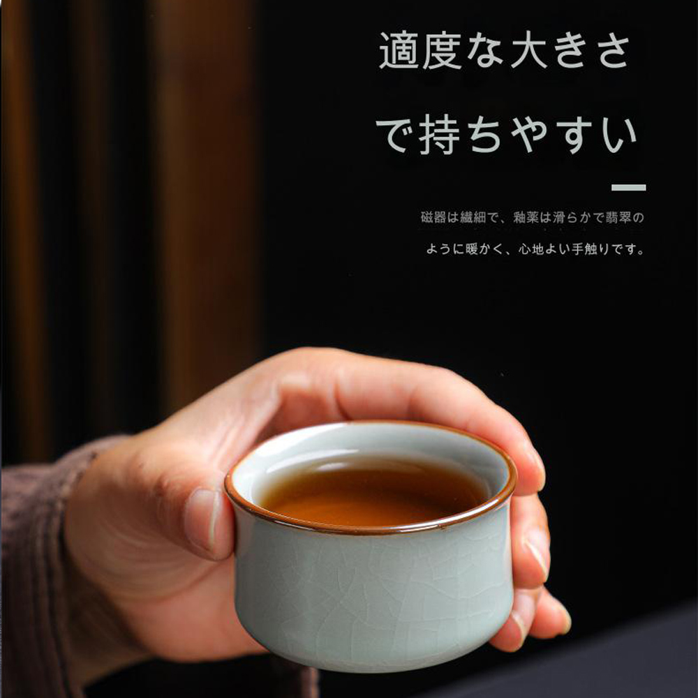 適度大 磁器繊細、 釉薬滑翡翠 暖、心地手触。 