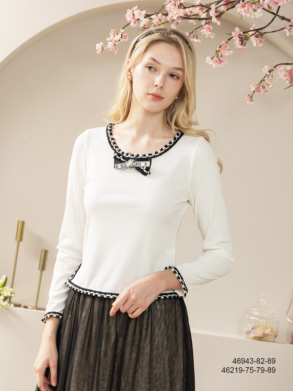 IRIS 艾莉詩 法式蝶飾針織上衣-2色(46943) 推薦