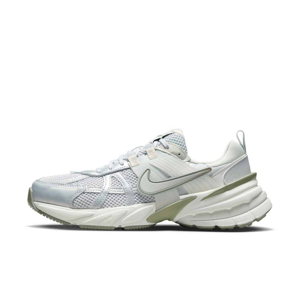 NIKE 耐吉 運動鞋 休閒鞋 WMNS V2K RUN 女
