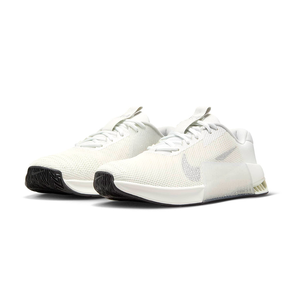 NIKE 耐吉 Metcon 9 PRM 女鞋 白銀色 健身