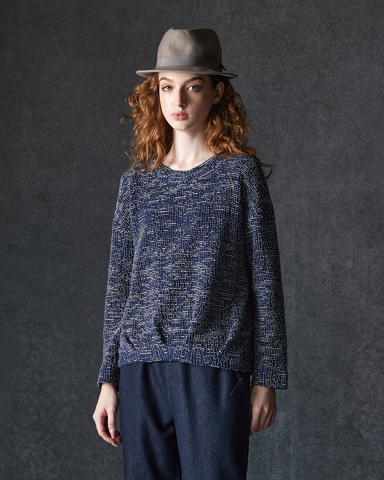 FREE 純棉緹花V領抓摺長袖上衣(深藍) 推薦