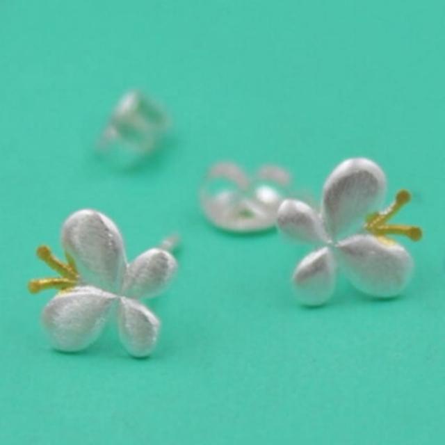 【米蘭精品】耳環流行銀飾品耳針式耳飾(簡約可愛蝴蝶時尚百搭母親節生日情人節禮物2色73ag103) 【米蘭精品】耳環流行銀飾品耳針式耳飾(簡約可愛蝴蝶時尚百搭母親節生日情人節禮物2色73ag103)