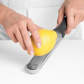 【CUISIPRO】Fine 窄版止滑刻度刨刀細方孔