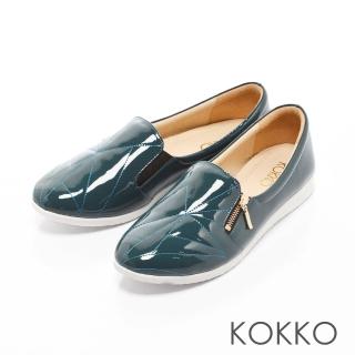 【KOKKO集團】城市漫步軟底漆皮休閒平底女懶人鞋(深綠)