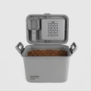 【SPUTNIK 斯普尼克】COZY FOOD BOX 機能飼料箱 12L(飼料桶/防潮儲糧桶/可放5-6公斤)