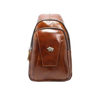 【DRAKA 達卡】Victory系列 - V形牛皮斜背側背胸包-咖啡(44DK715-5211)