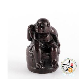 【十方佛教文物】招財猴{檀木}開運精品(平安財運順利)