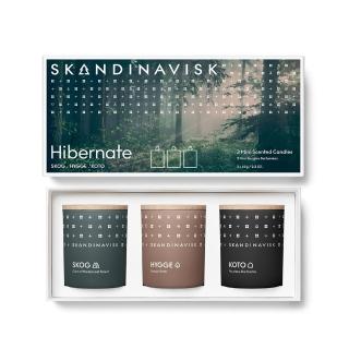 【丹麥 Skandinavisk】香氛蠟燭 HIBERNATE 65g 3入禮盒組(KOTO 夢中天堂 HYGGE 永恆時刻 SKOG 挪威森林)