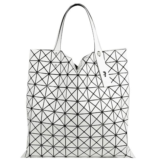 【ISSEY MIYAKE 三宅一生】BAOBAO 10x10光澤感亮面肩背包(任選)