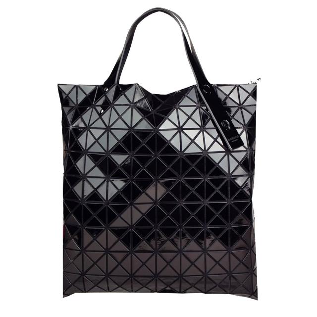 【ISSEY MIYAKE 三宅一生】BAOBAO 10x10光澤感亮面肩背包(任選)