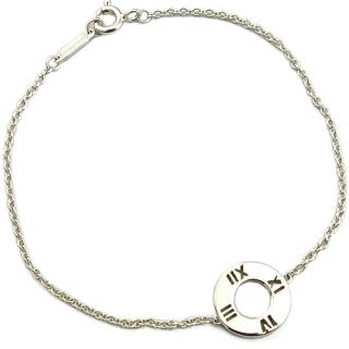 【Tiffany&Co. 蒂芙尼】925純銀-羅馬刻字圓形墜飾手鍊