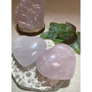 【Cocozy世界水晶原礦】粉晶小愛心(招桃花 增加愛情運必備)