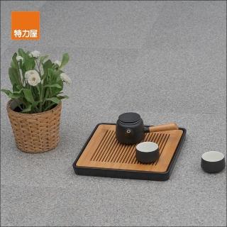 【特力屋】塑膠地磚18吋-灰砂岩-0.5坪