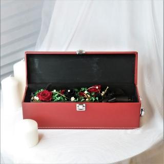【Flower Plus】玫瑰男孩 精緻紅酒瓶永生花禮 七夕禮物(永生花乾燥花)