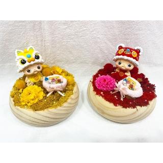 【OSTARA FLORIST 奧斯塔拉花藝】彌月大眼寶寶音樂盒 共兩色(永生花、彌月、滿月、花禮、旋轉音樂盒)
