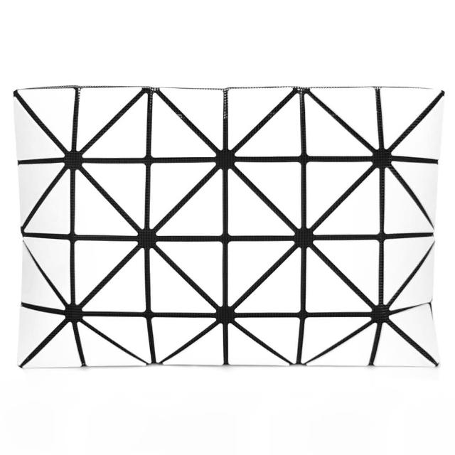 【ISSEY MIYAKE 三宅一生】三宅一生 BAOBAO 亮面透光4x6手拿化妝包(多色選)