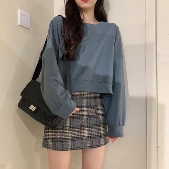 【D.studio】韓版復古色系寬鬆蝙蝠袖短版長袖上衣(短版上衣女裝衣服寬鬆上衣顯瘦上衣冬裝長袖t恤 W174)