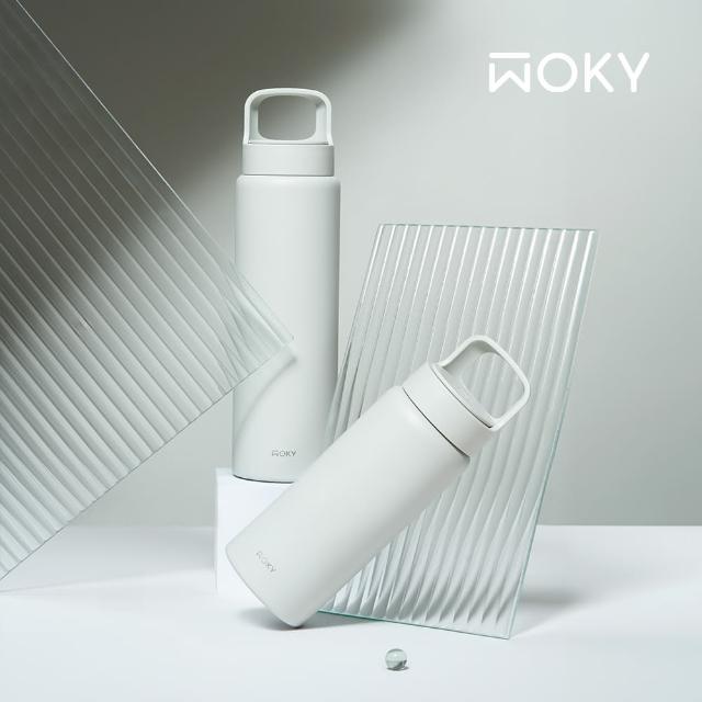 【WOKY 沃廚】輕芯鈦瓷提手運動保溫瓶850ml(運動水壺)
