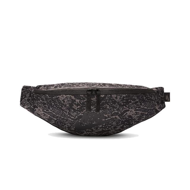 【NIKE 耐吉】斜背包 運動腰包 休閒 W NSW FUTURA 365 CROSSBODY 男女 A-CW9300010 B-FZ2516014 精選五款