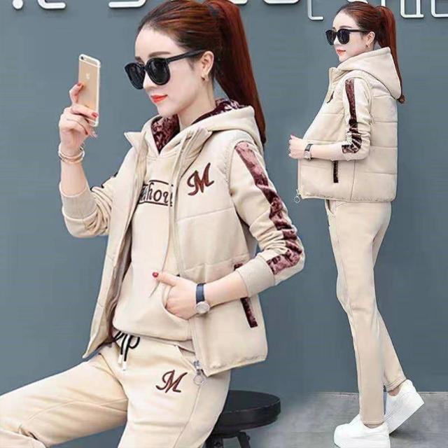【初色】印花字母連帽長袖運動服女上衣+半高領無袖女背心+純色休閒褲長褲套裝-共5色-39449(M-4XL可選)