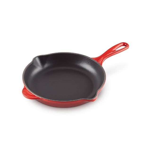 【Le Creuset】琺瑯鑄鐵鍋單柄圓煎盤23cm(雪紡粉/櫻桃紅/綠光森林)3色選1