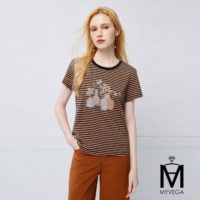 【MYVEGA 麥雪爾】MA涼感彈力棉標準修身版刺繡印花上衣-多款任選(日系/女上衣/涼感/短袖)