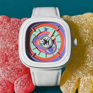 【SEVENFRIDAY】Bubble Gum 泡泡糖 陶瓷框多彩噴漆面盤機械錶-47.6x47mm(P1C/06)