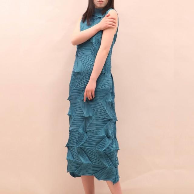 【巴黎精品】現貨+預購 三宅風皺褶衣連身裙壓褶洋裝大尺碼女裝連衣裙(時尚無袖背心女裙子3款b1a63 C)